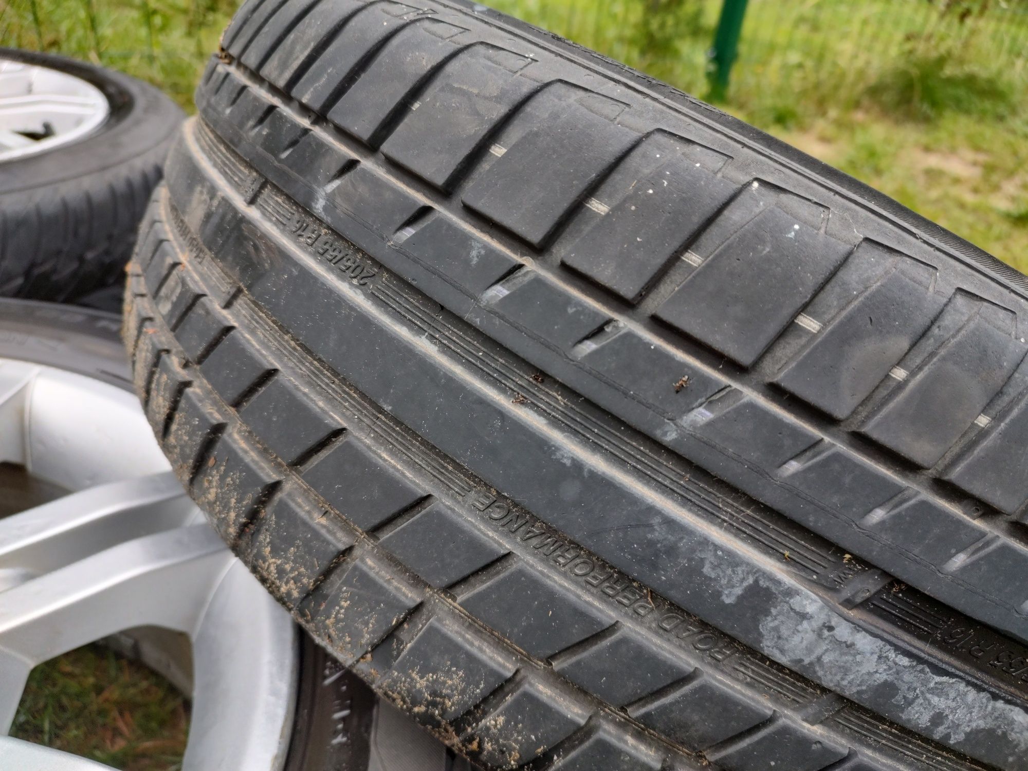 Koła Felgi Aluminiowe Alufelgi 16" Fiat 4x98 Opony całoroczne letnie