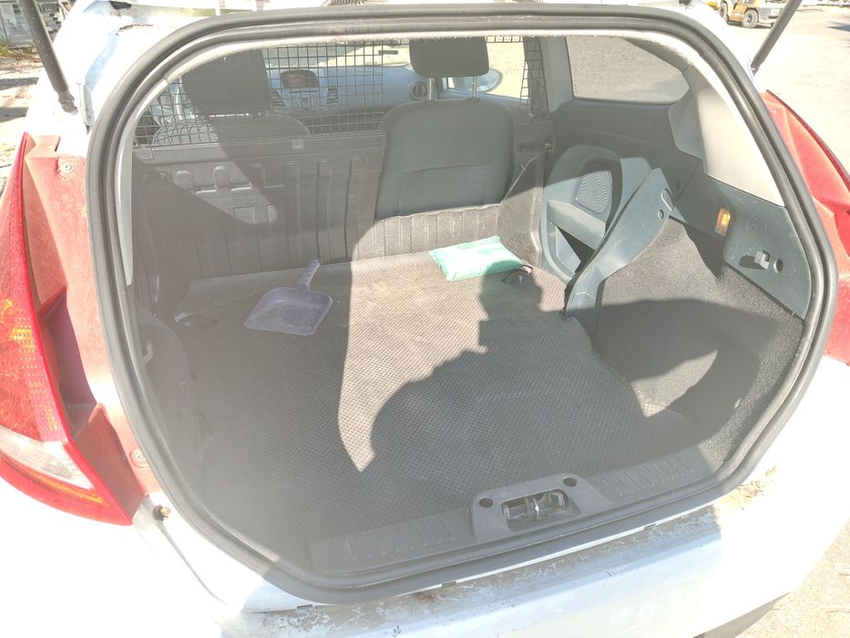 Fiesta 2 osobowa 1,2 bezyna