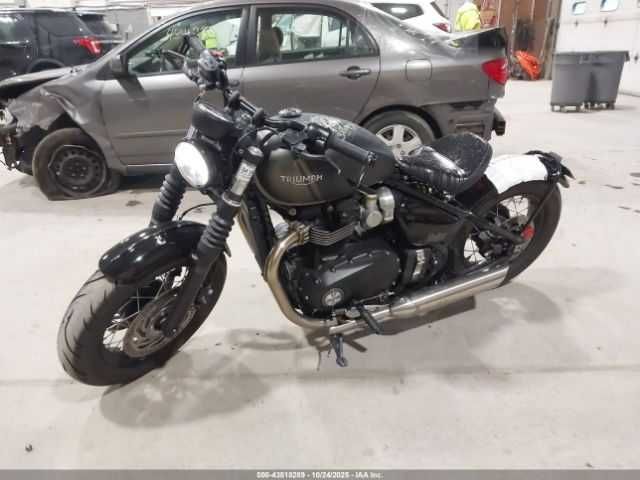 Triumph Motorcycle Bonneville Bobber 2022