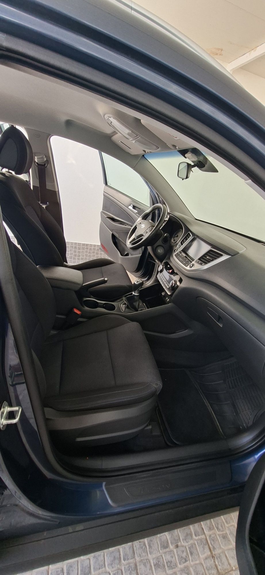 Tucson Hyundai 1.7CRDi EXECUTIVE 17