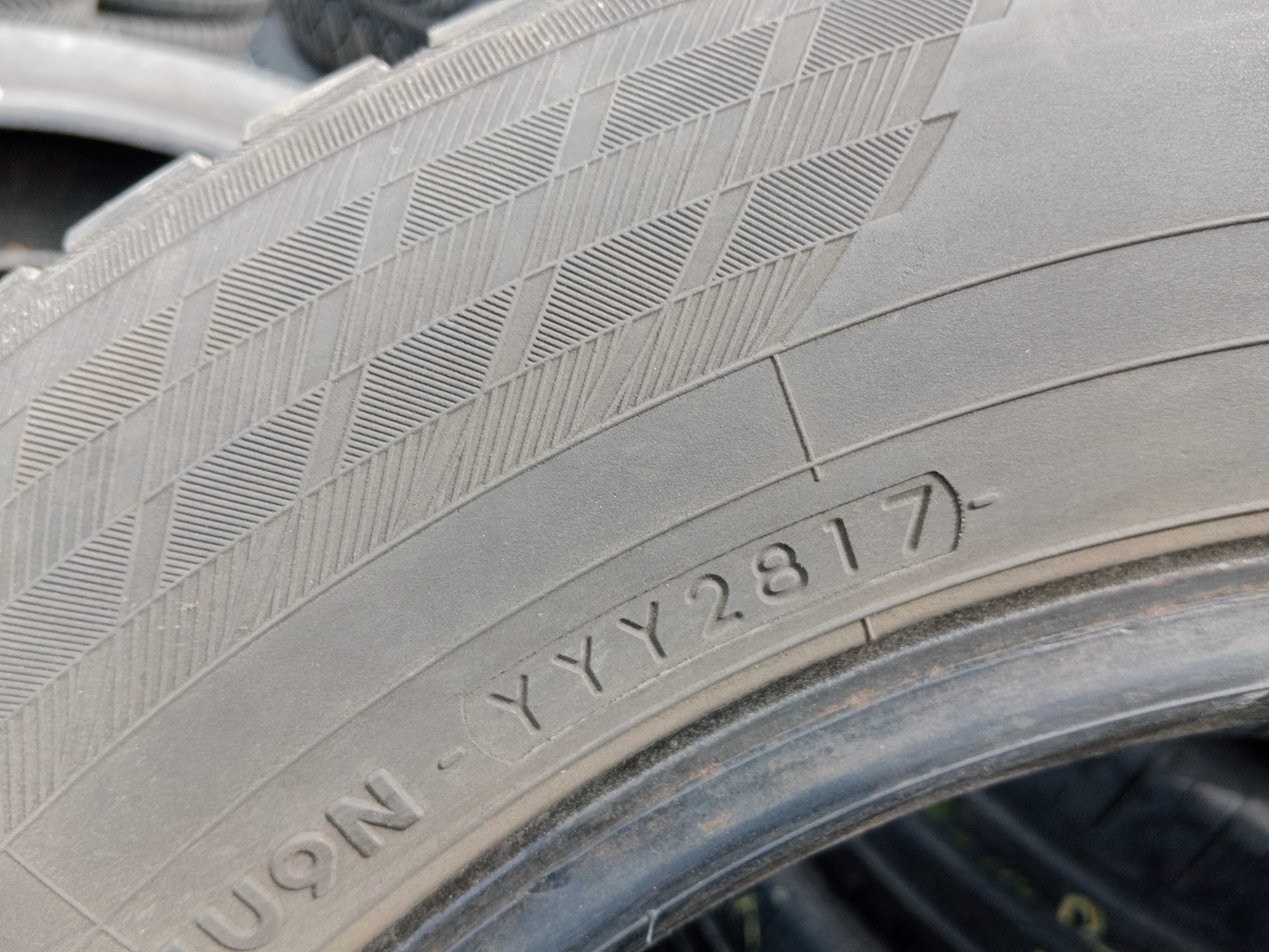 Opona używana zimowa 195/65R15 Yokohama BluEarthWinter V905 1szt.