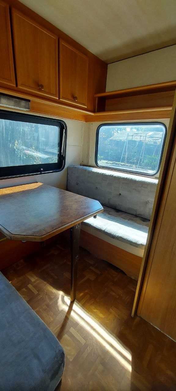 Автодім LMC CARAVAN 450P