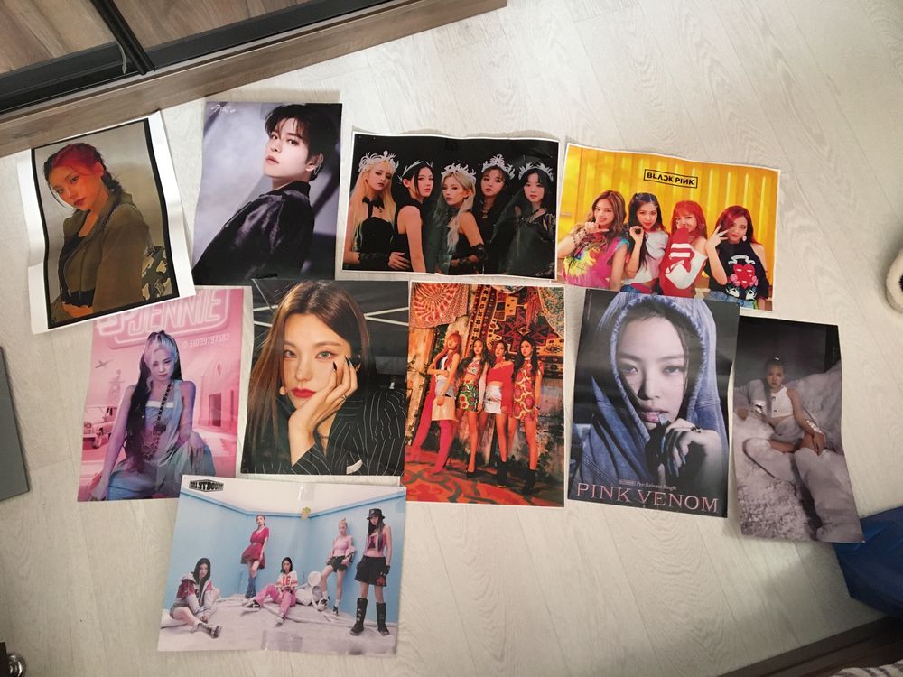 Карты плакаты значки карты black pink, twice, aespa, gidle