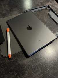 OPIS Ipad 8 Apple rysi/pisak Logitech Crayon