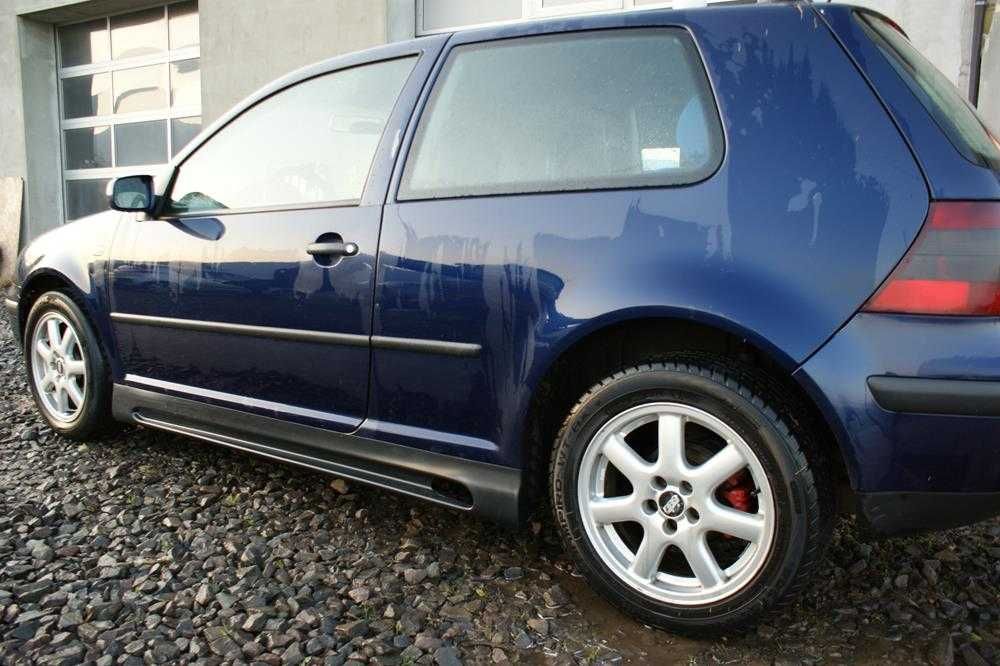 Dokładki progowe poszerzenia progowe VW GOLF IV 4 PROGI TUNING