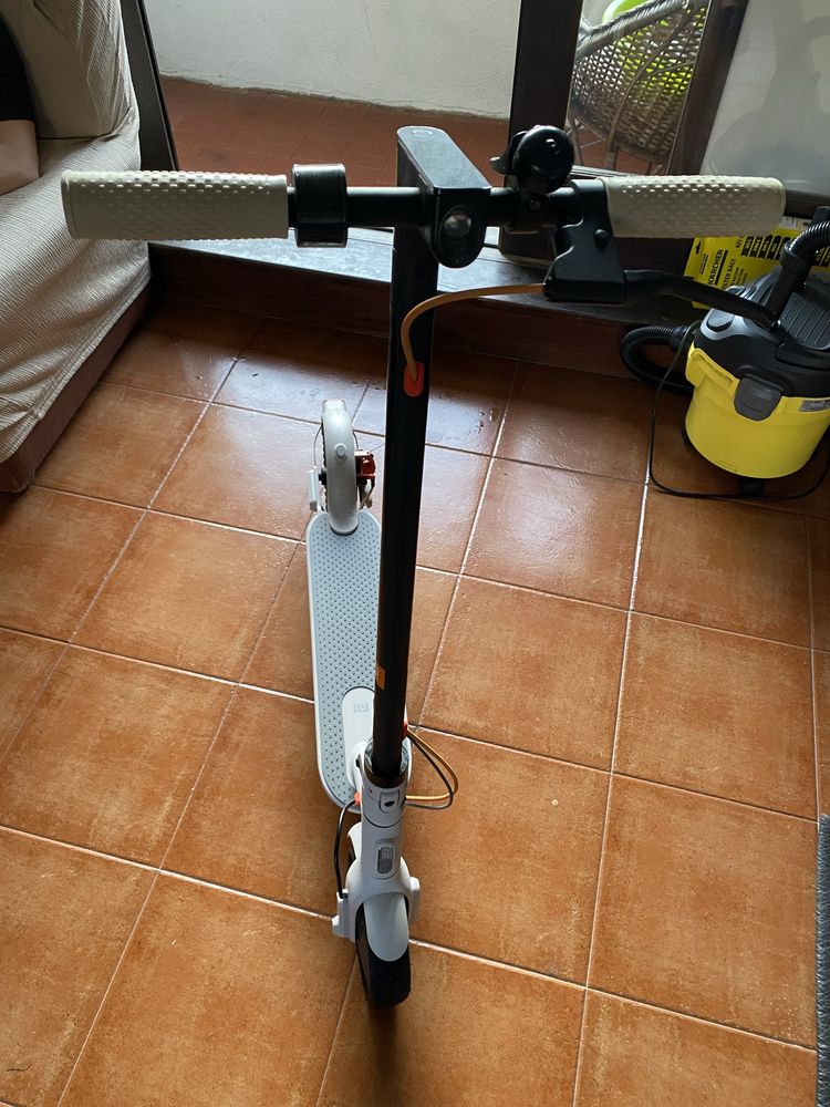 Xiaomi Mi Scooter 3 p