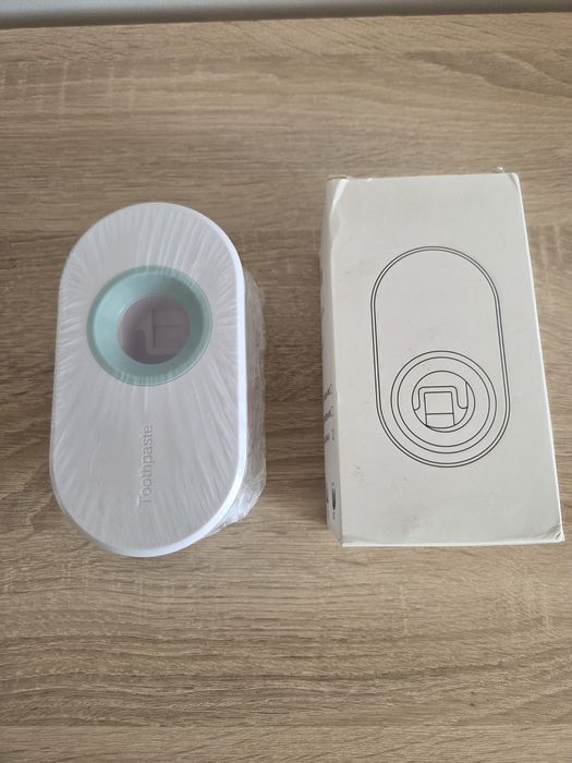 Wyciskacz dozownik do pasty do zębów podajnik