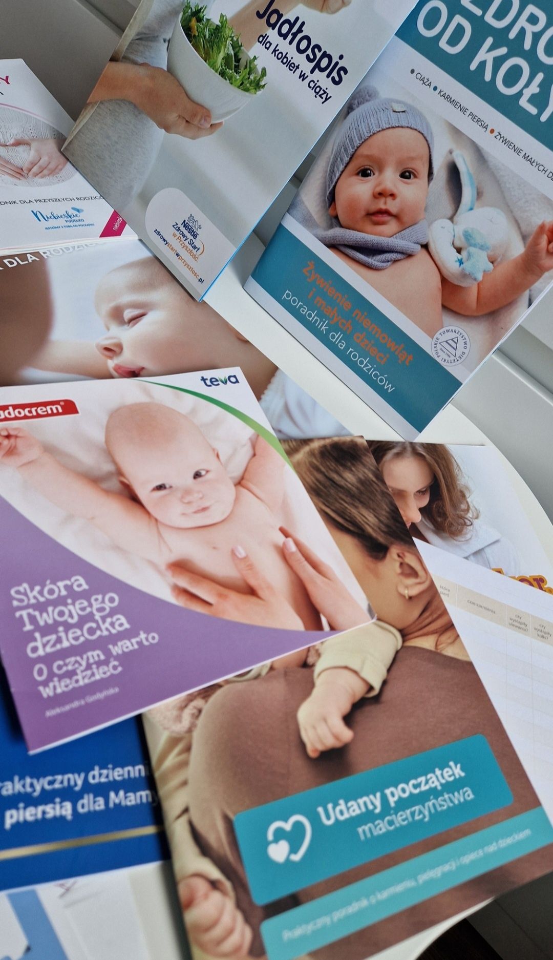 poradniki niemowlę noworodek dziennik karmienia rozszerzanie diety