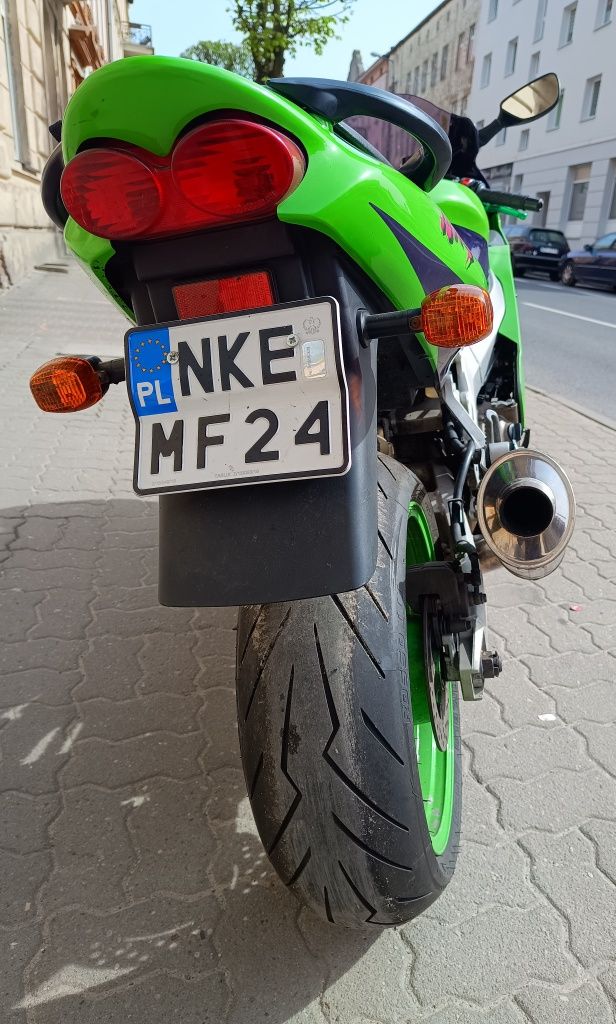 Kawasaki Ninja 900