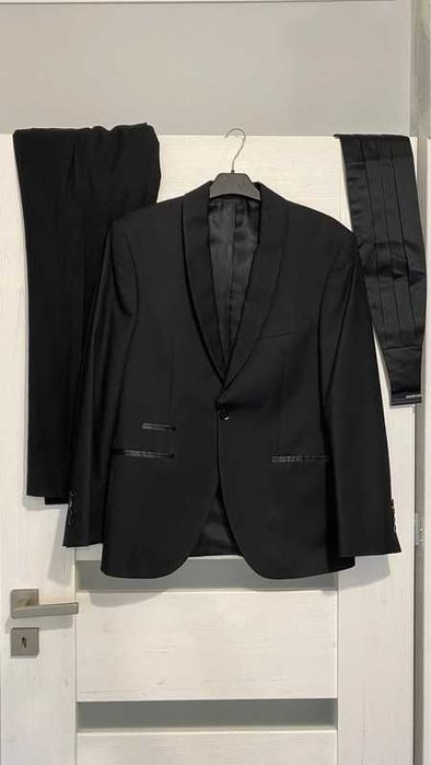 Czarny ślubny garnitur męski, 100% wełna,spodnie marynarka , R M