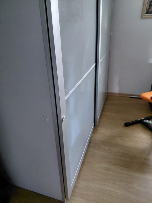 Szafa Ikea drzwi przesuwane(aluminium-szklo)