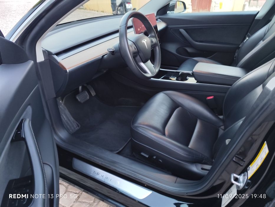 Tesla AWD Long Range 491 CV autonomia 580km IVA Dedutível NACIONAL