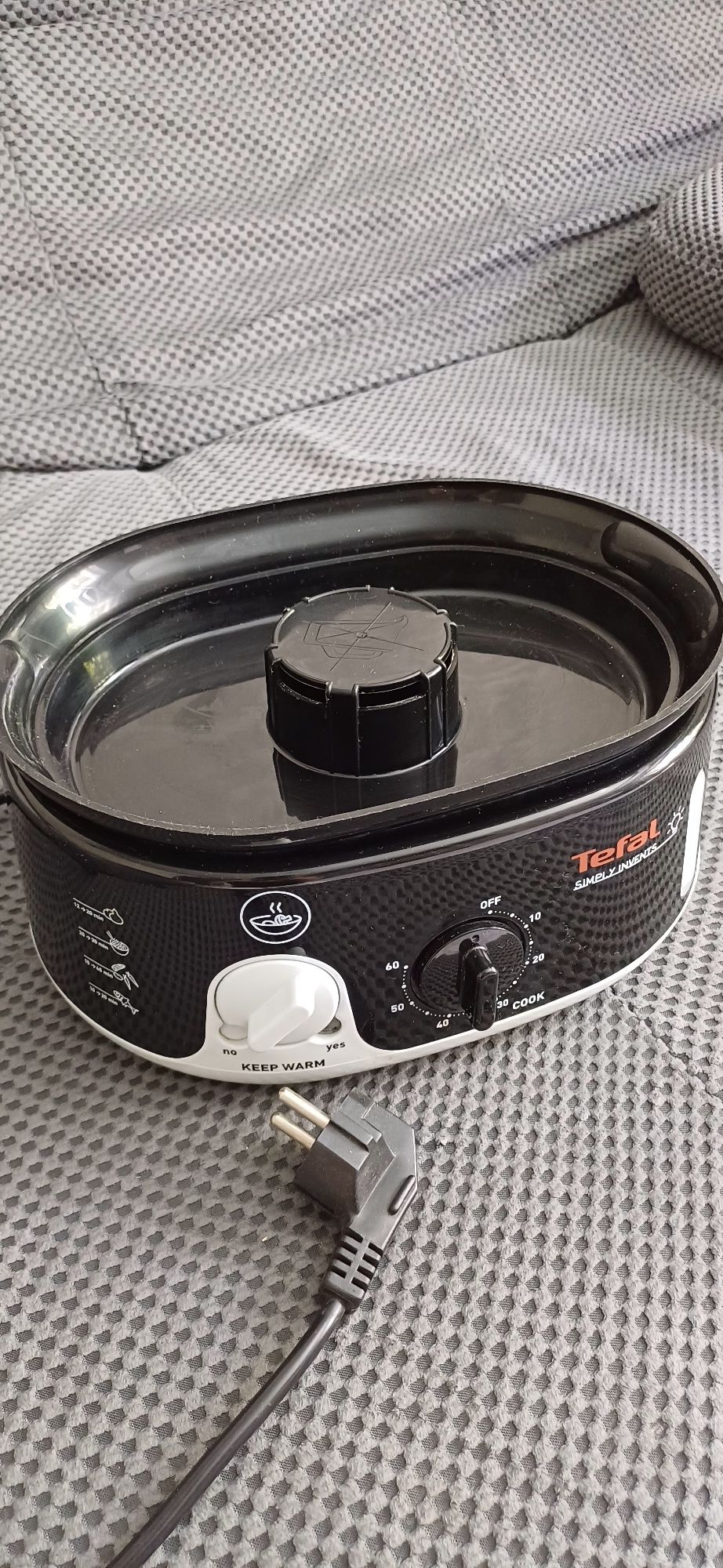 Продам пароварку Tefal