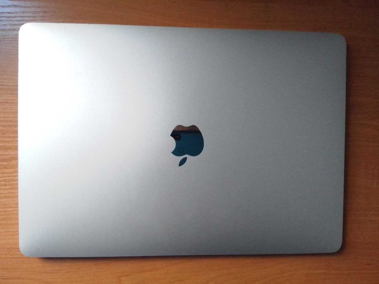 Ноутбук Apple MacBook Pro 13’ 2017 i5-7360U 8Gb 256Gb 78%АКБ