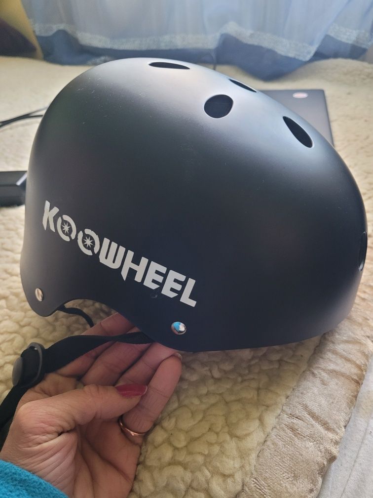 Kask Koowheel nowy