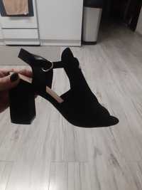 Buty damskie czarne 39 nowe bez metki