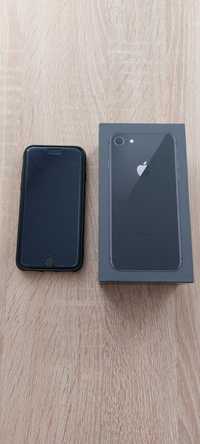 iPhone 8  64 GB czarny stan bardzo dobry