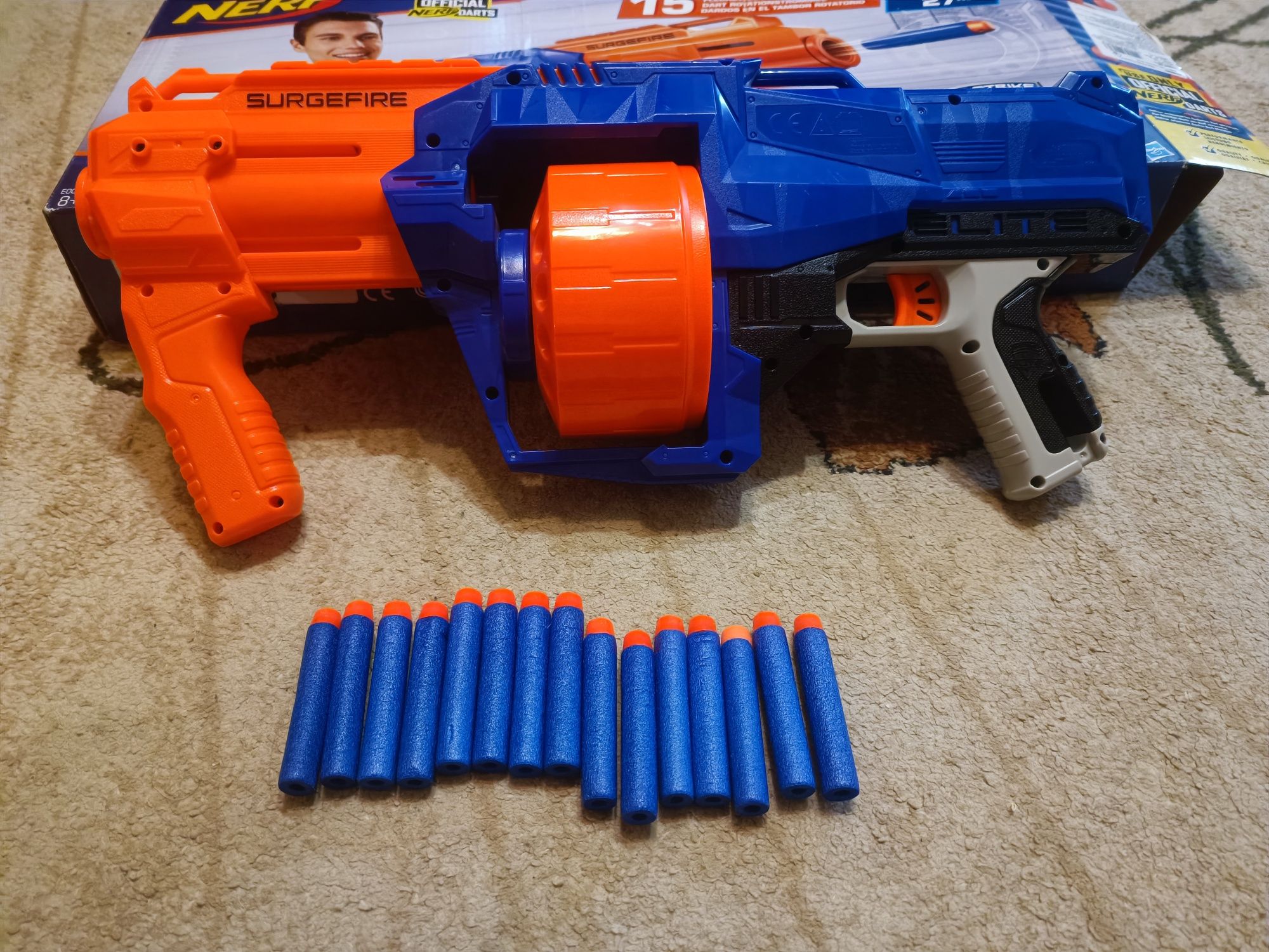 Бластер Nerf Surgefire