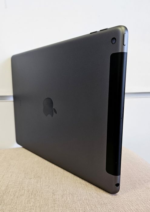 Планшет Apple Ipad 5th 32gb Wi-Fi+4G LTE 9.7 2017 Space Grey