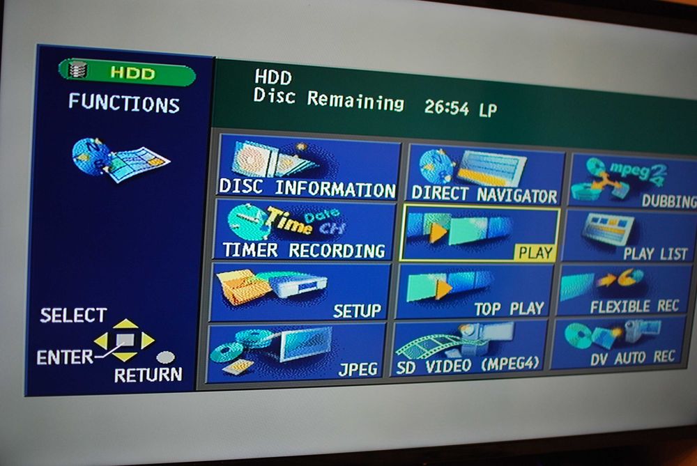Nagrywarka DVD z Dyskiem twardym Panasonic DMR-E100HEG  z pilotem