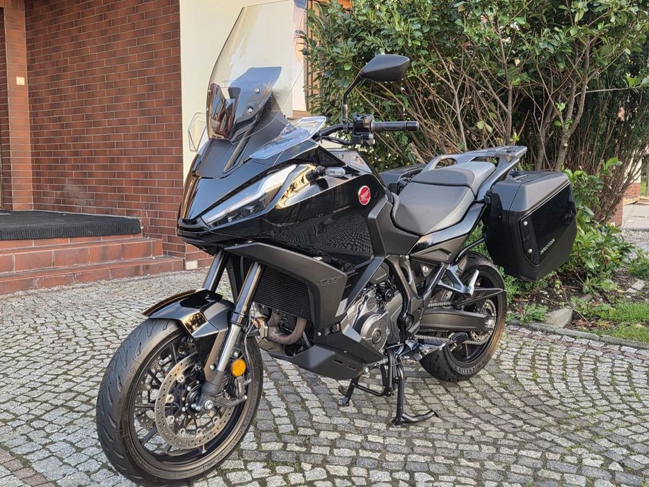 Honda NT 1100 NT1100D DCT 2022r. automat! kufry! niski przebieg! transport!