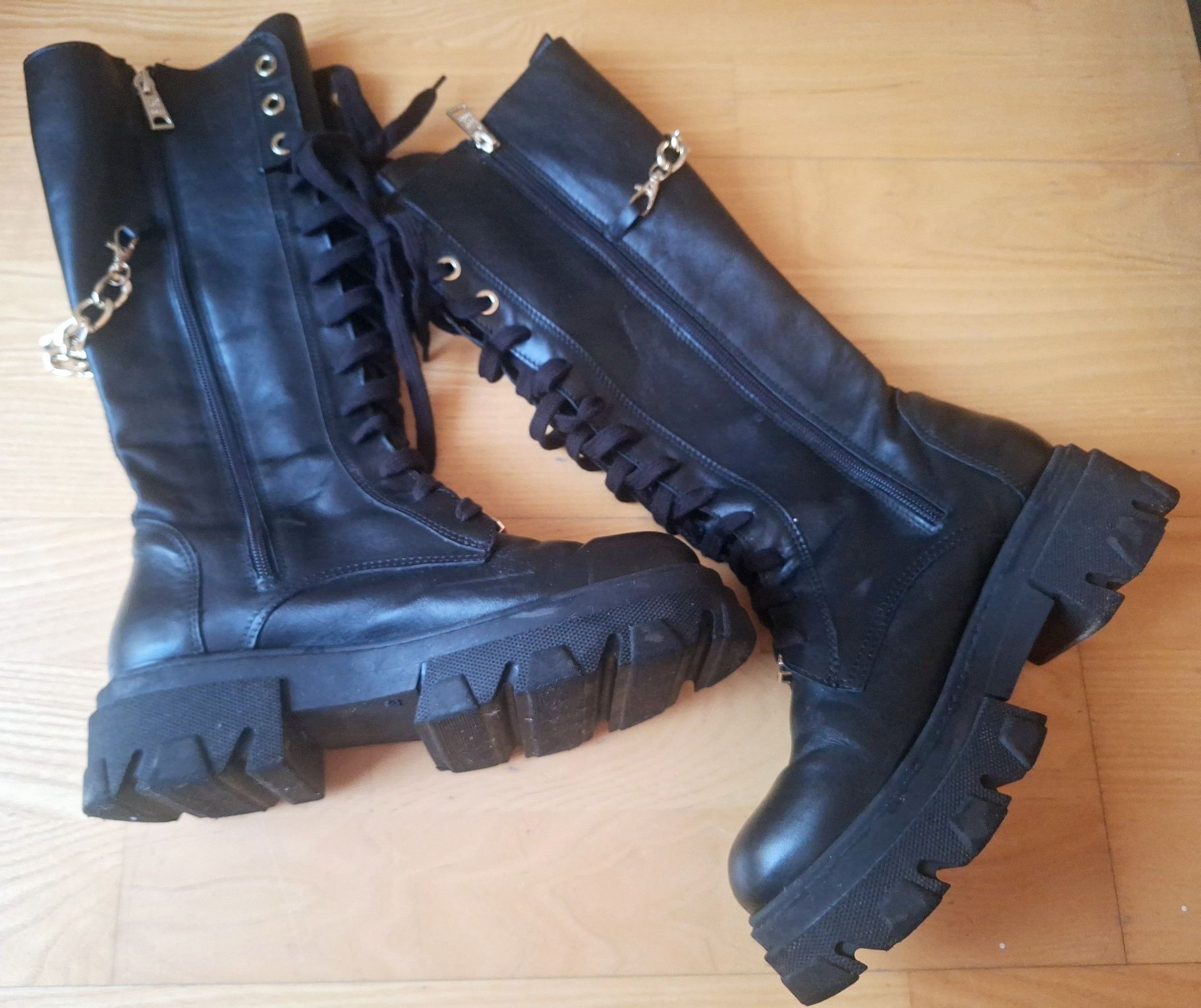 BOOCI czarne skórzane długie Workery r38