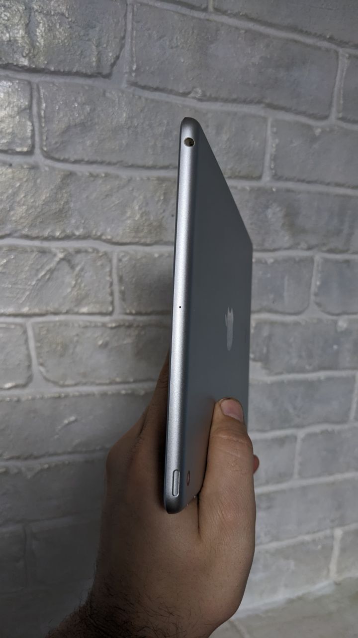 iPad 6 2018 32GB Silver WiFi + 4g 9.7 айпад air 16 2 64 128