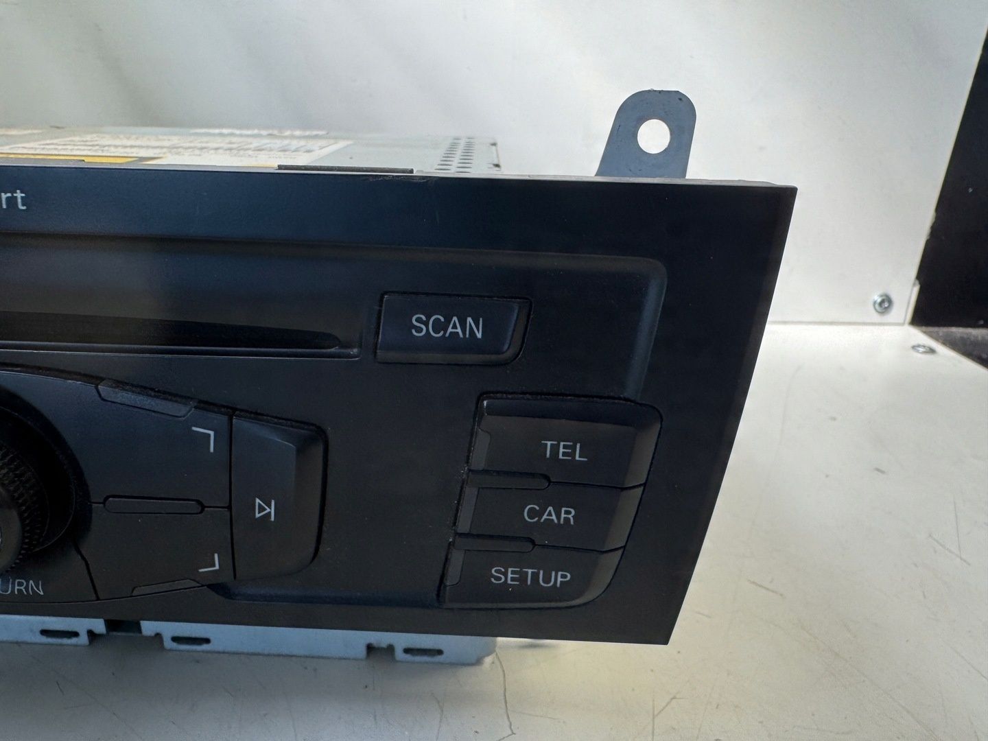 AUDI A4 B8 RADIO CD CONCERT 8T1035186C