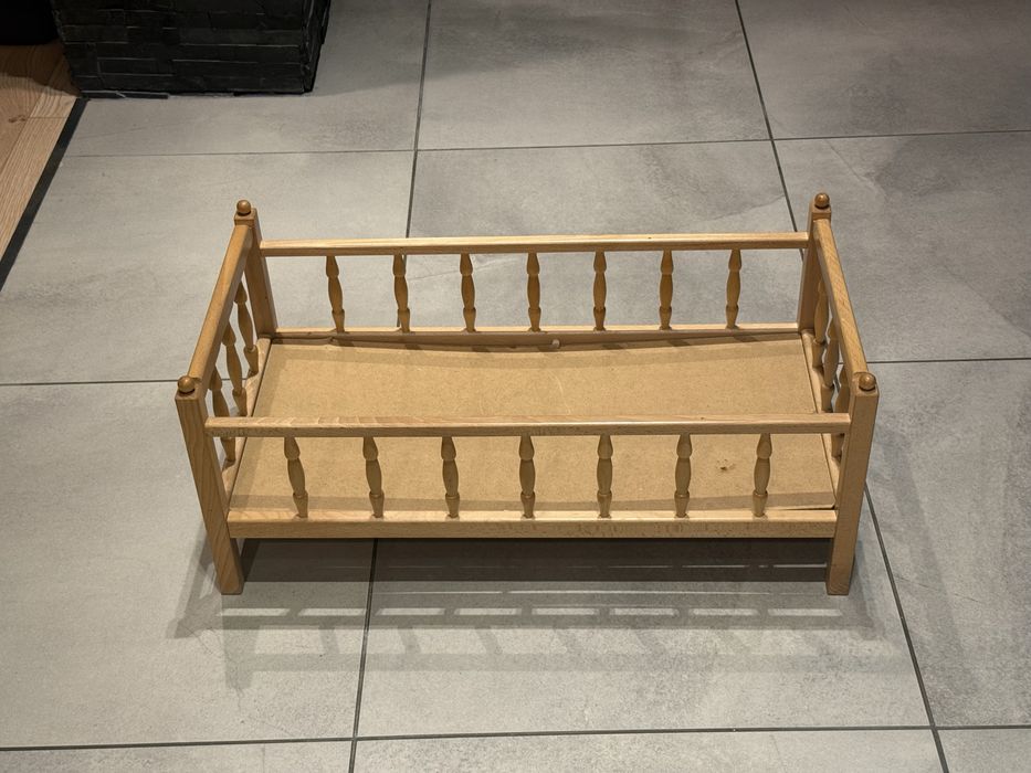 Drewniane łozeczka dla lalki