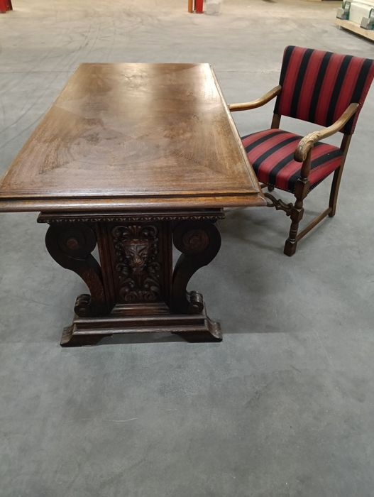 Antyczne bogato zdobione gabinetowe biurko drewno