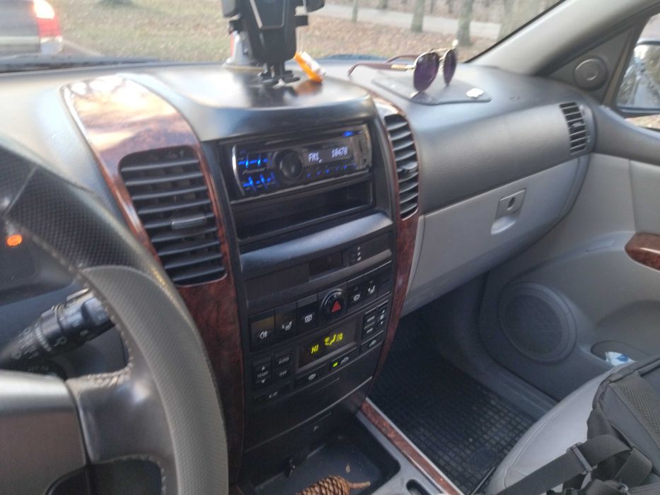 Автомобіль Кіа на запчастини