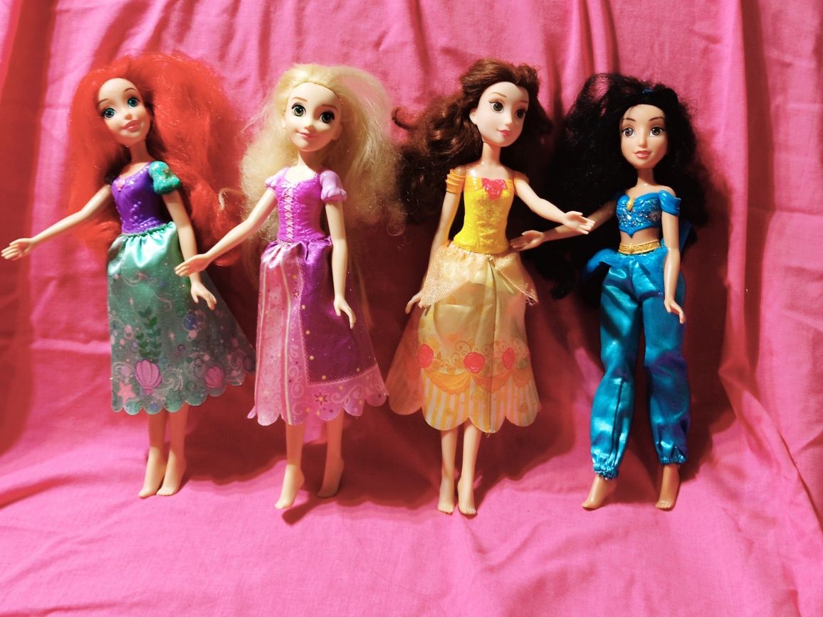 Oferta Portes | 4 Barbies Disney Ariel, Bella, Rapunzel, Yasmin