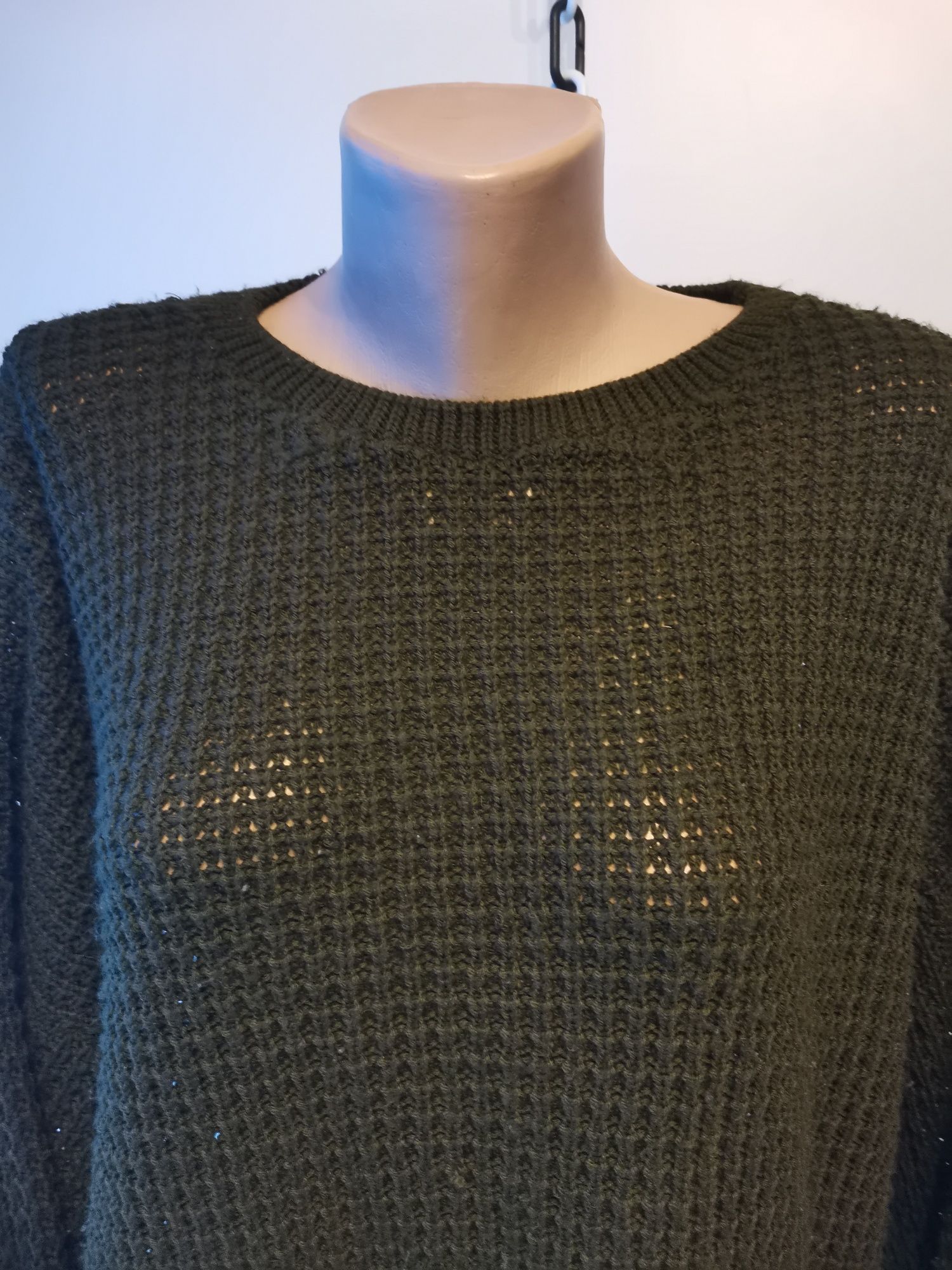 Dzianinowy crop top, krótki sweterek Boohoo rozm M /L, zgniła zieleń