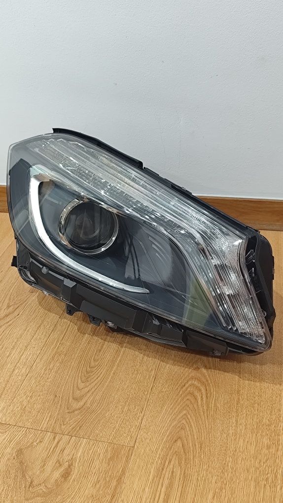 Farol Ótica Óptica Xénon Direita Original Mercedes Classe A W176