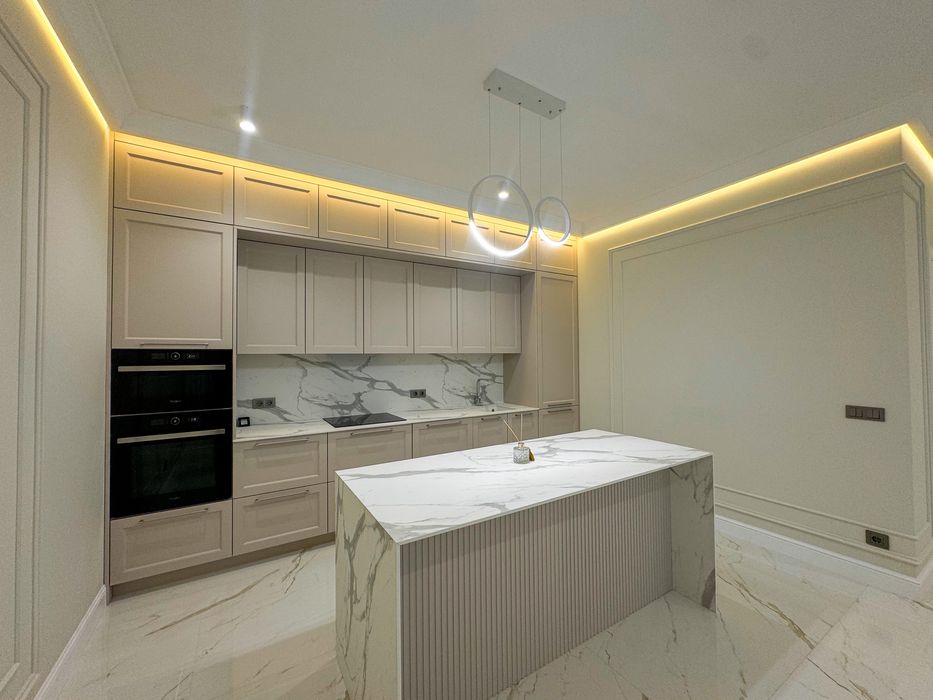 Продаж нового та сучасного котеджу з ремонтом, вул.Тернопільська!