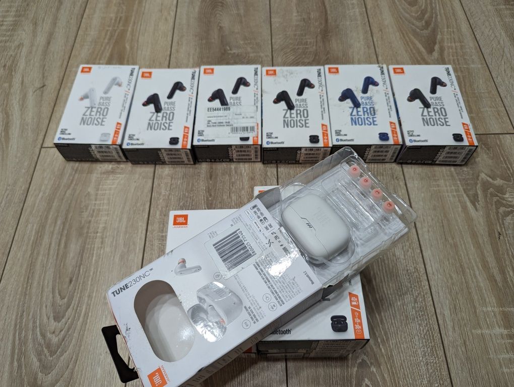 Навушники TWS JBL Tune 230NC