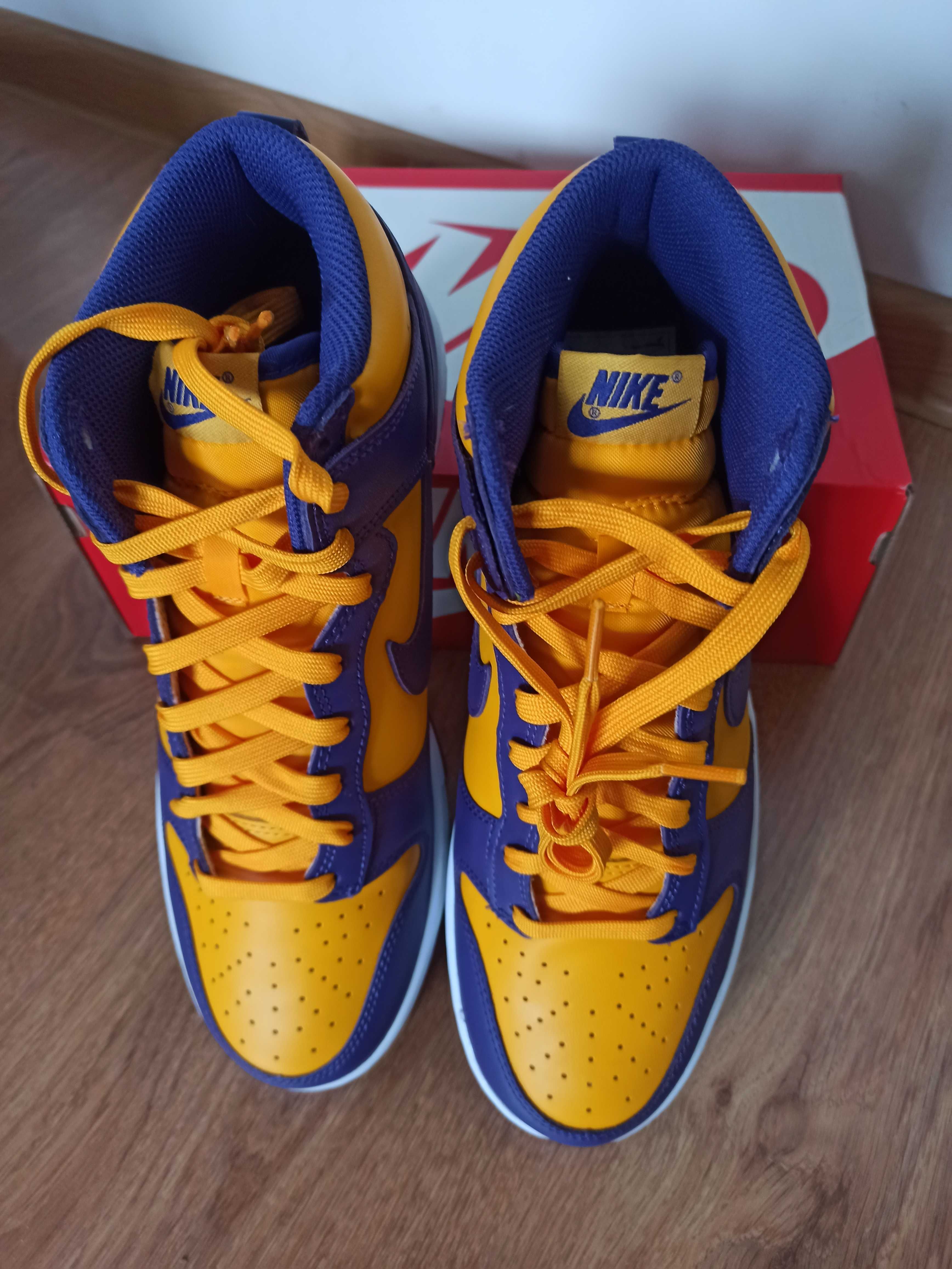 (r. Eur 42,5) Nike Dunk High Lakers DD1399,-500