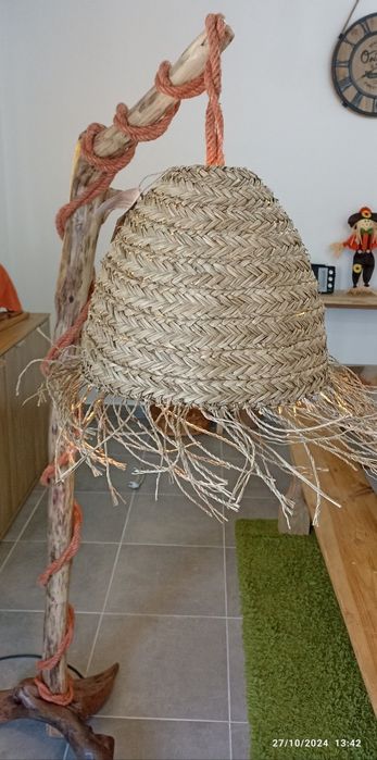 Candeeiro de pé Rústico