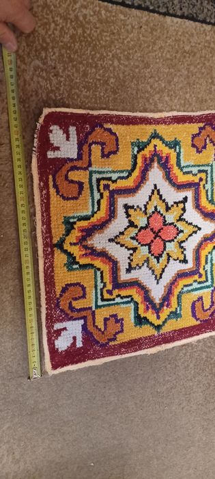 Ręcznie robiona serweta,  wyszywanka PRL 43cm x43cm