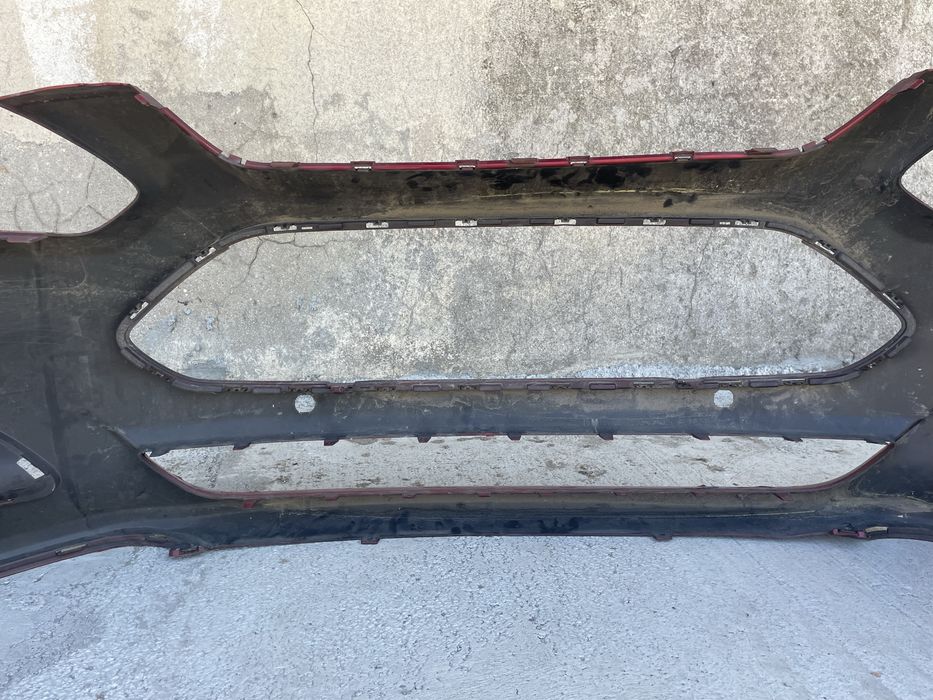 Продам бампер FORD C-max titanium
