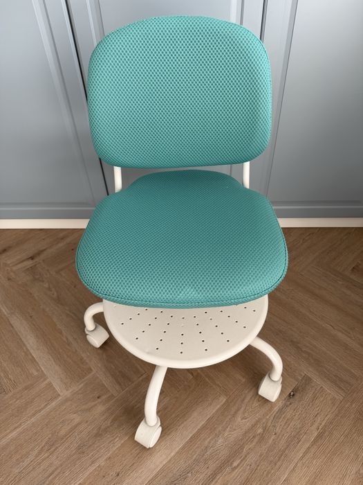 Krzeslo do biurka ikea VIMUND