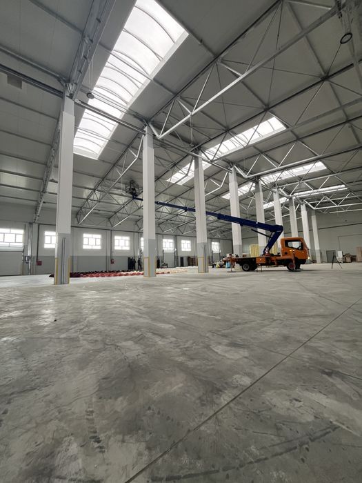 Wynajem podnośnik zwyżka podest 22m/14m