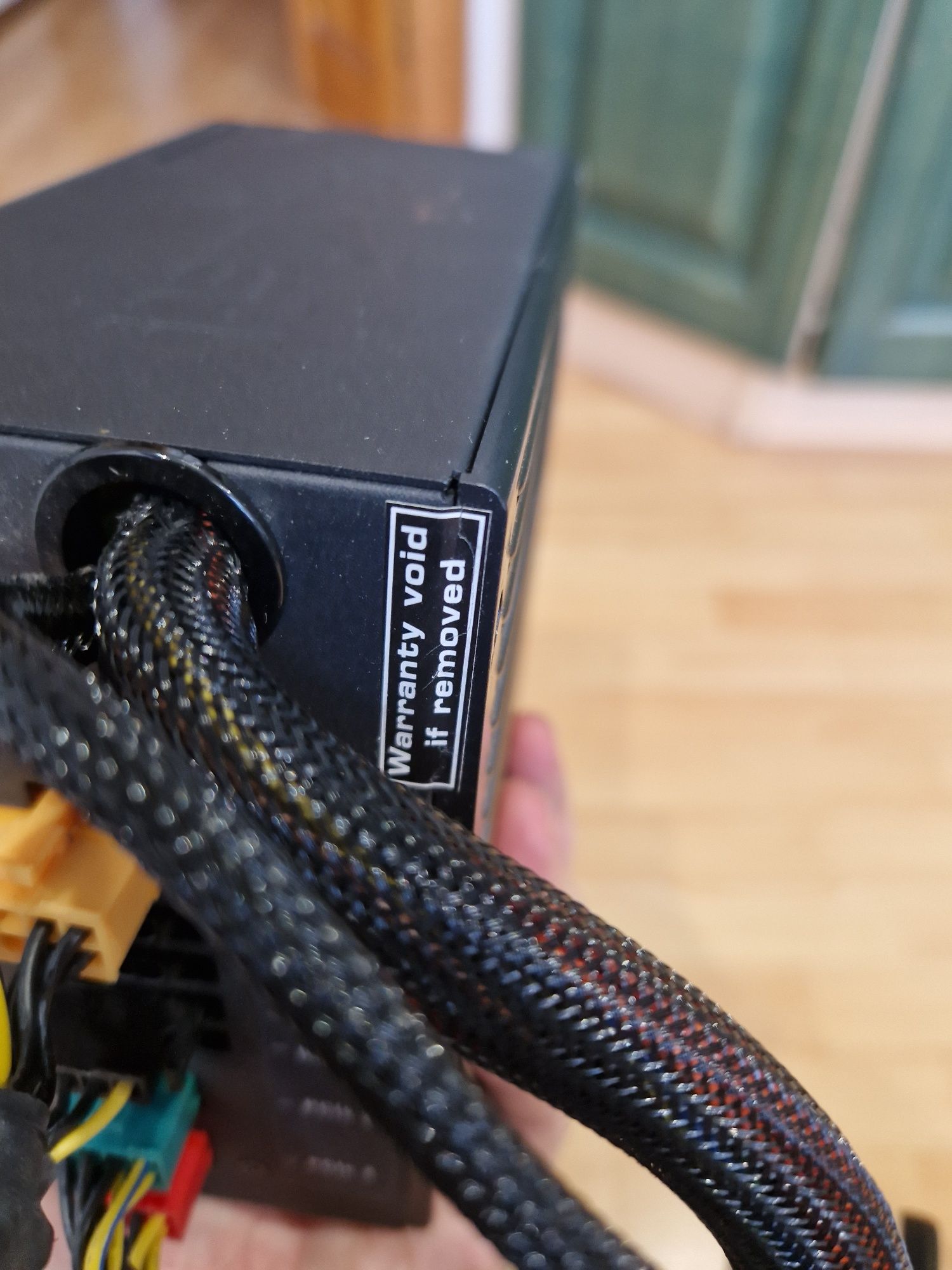 Модульний блок живлення BEQUIET 480w  6+8(6+2) відеокарта