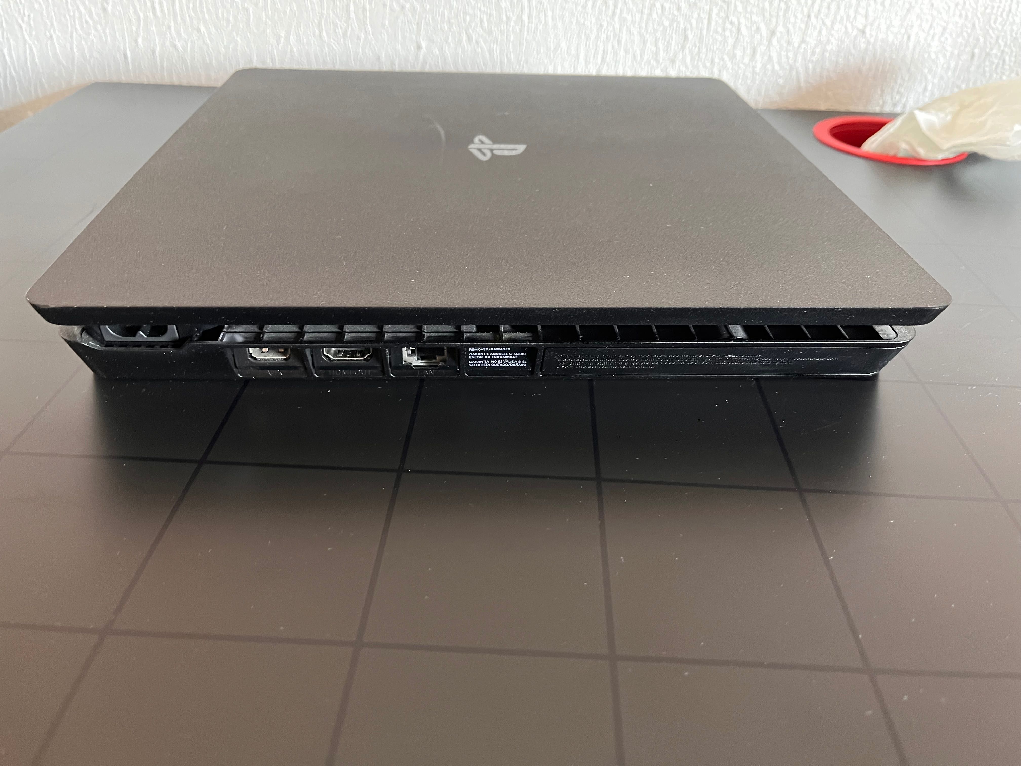 PlayStation 4 Slim 500GB + 2 Comandos + 8 Jogos Excelente Oportunidade