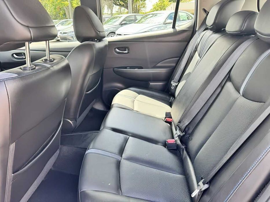 Nissan Leaf      2020