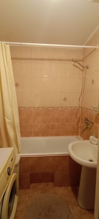 3к."ЧЕШКА" 2005 року здачі!, 2/5ц, 70м2, Ремонт косм.! не кутова!