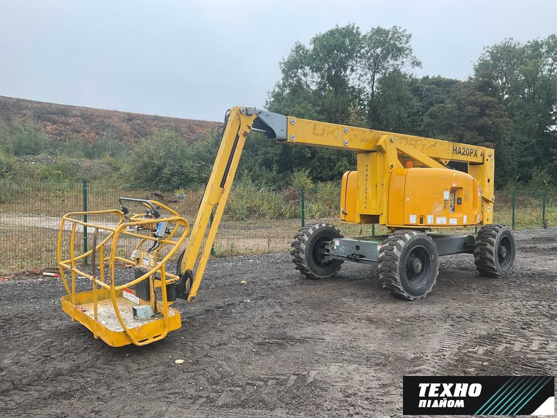 Колінчастий підіймач 20 метрів HAULOTTE HA20PX 4x4