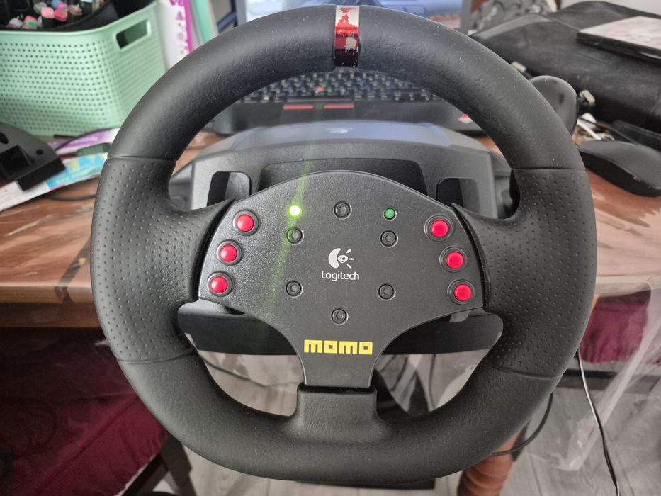 Ігровий руль для комп'ютера