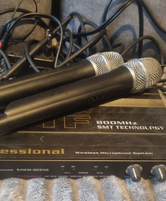 Zestaw Nagłośnienie PRO, Yamaha EMX, Wharfedale 2x15, Mikrofony