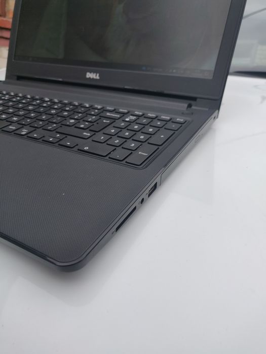 DELL VOSTRO 15 • 15.6" FHD • Intel Core i5-7200U • 8 / 256 •  SSD